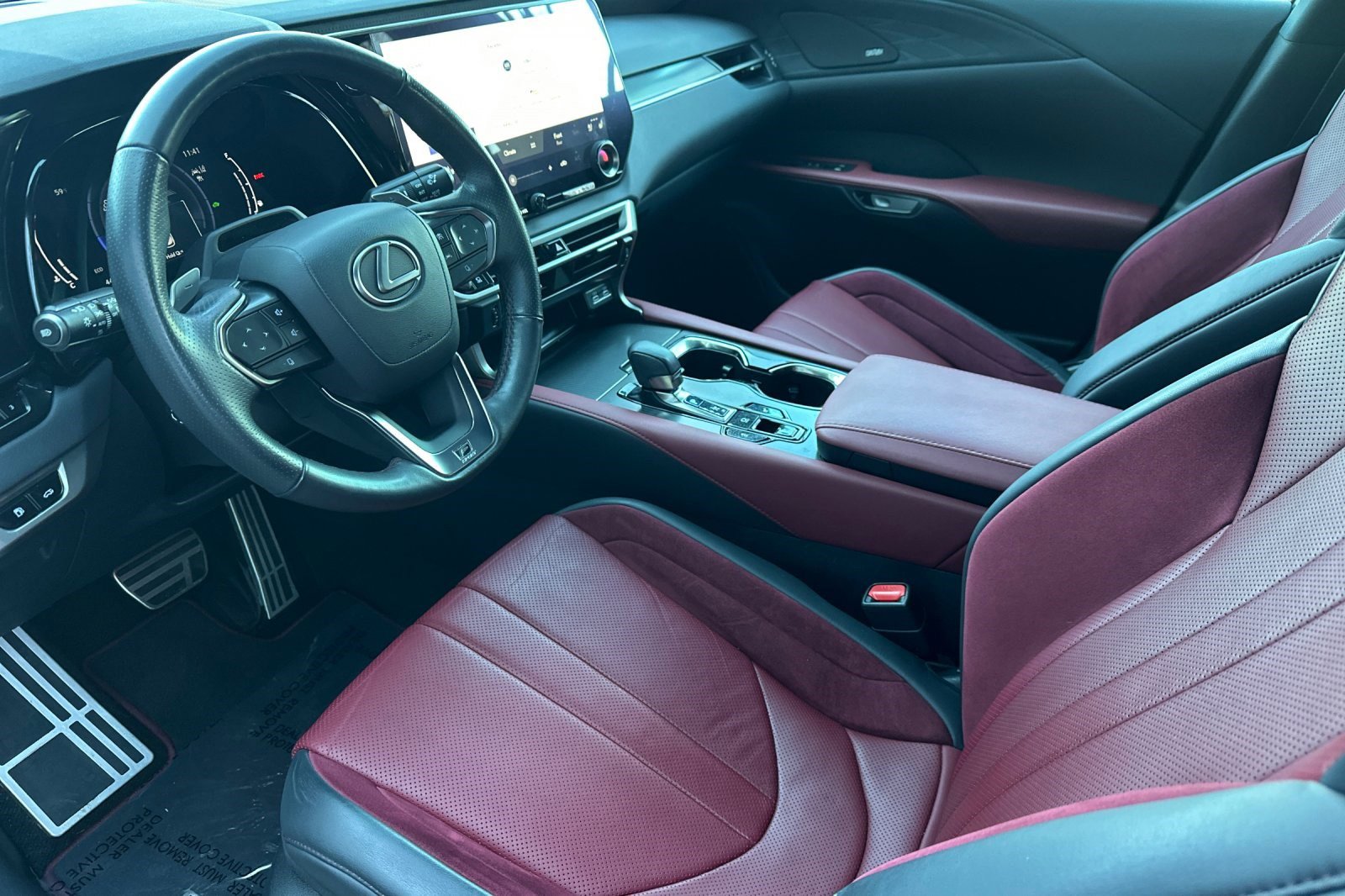 Certified 2023 Lexus RX 500h F Sport image 11