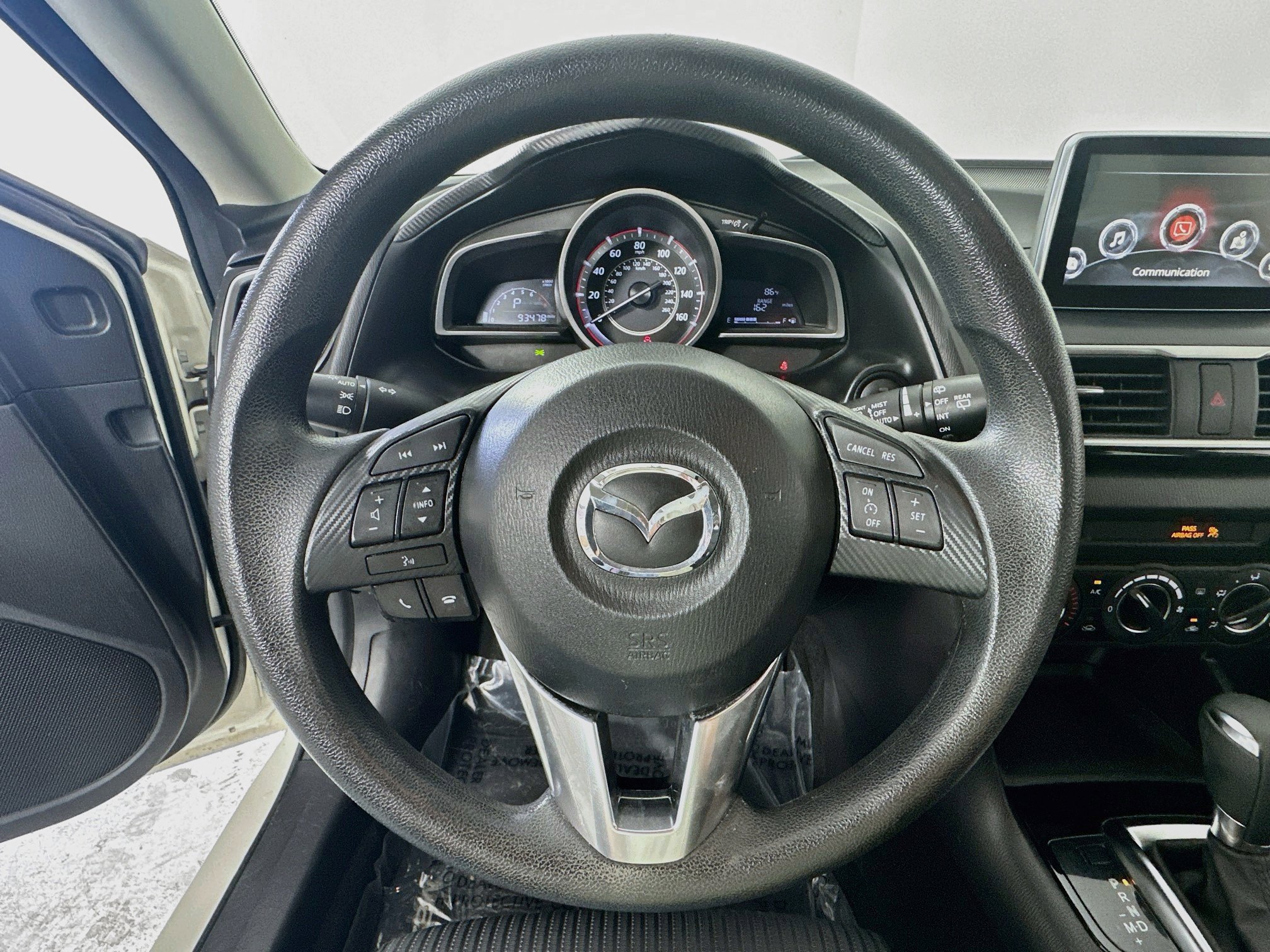Used 2016 MAZDA MAZDA3 i Sport w/ Preferred Equipment Package FWD image 11