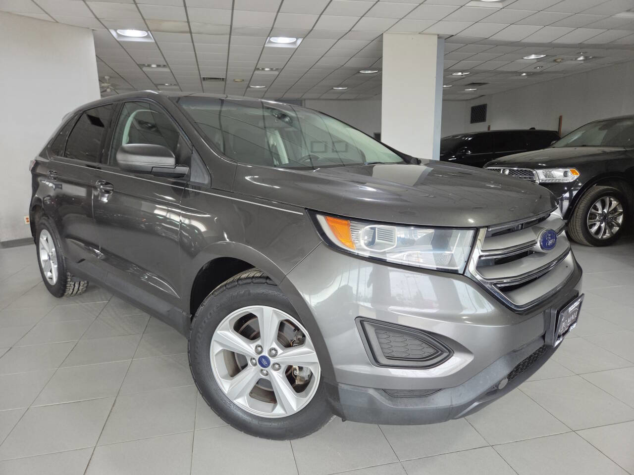 Used 2016 Ford Edge SE AWD/4WD image 1