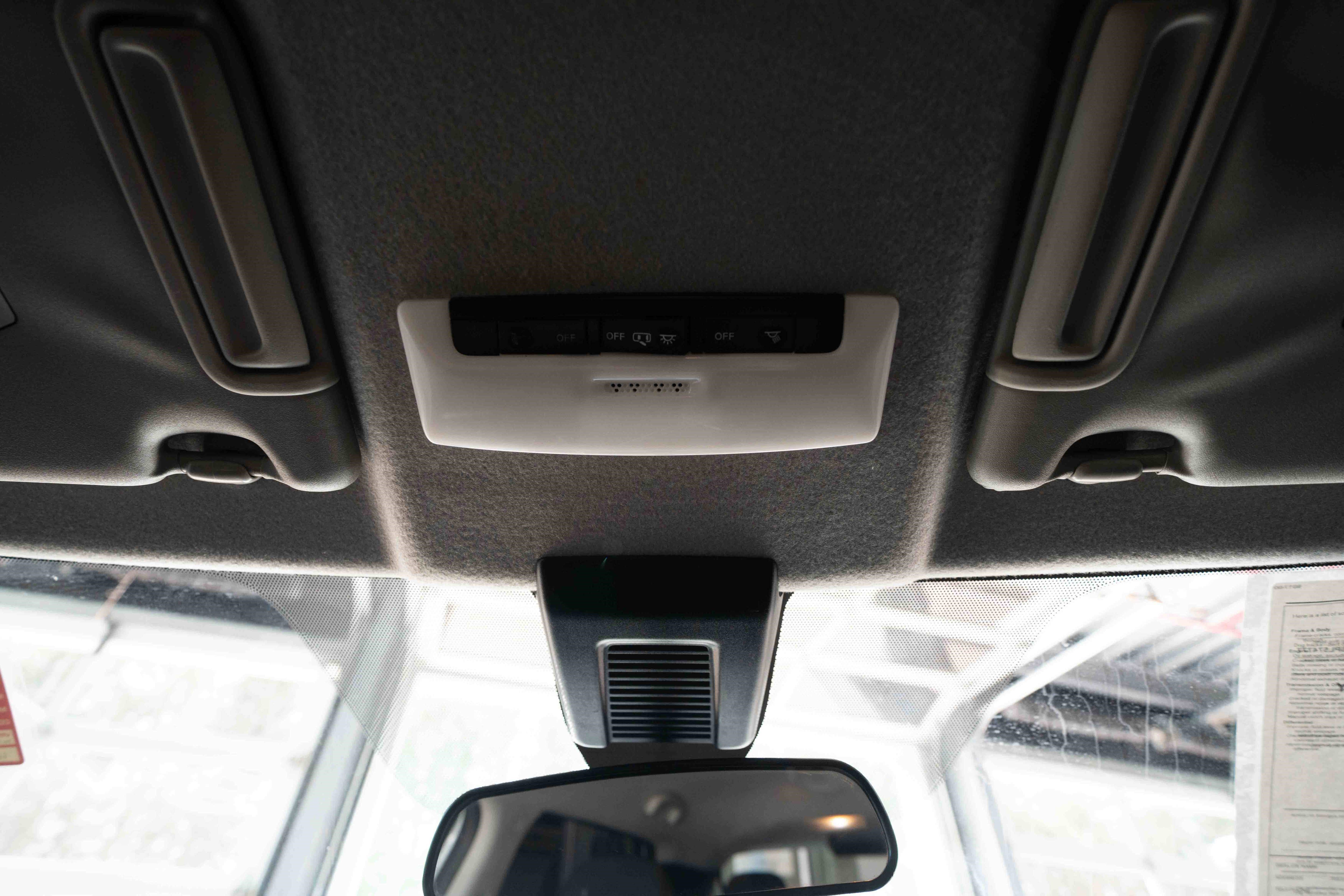 Used 2023 Nissan Kicks S image 18