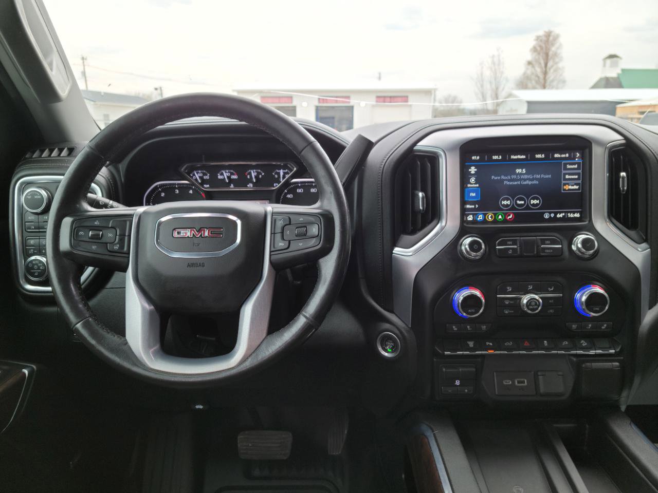Used 2021 GMC Sierra 3500 SLT w/ SLT Preferred Package image 10
