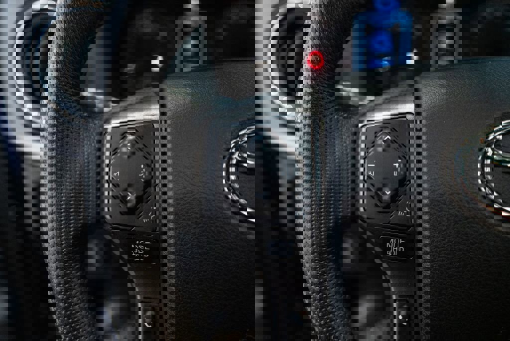 Certified 2023 Toyota Tacoma TRD Off-Road image 19