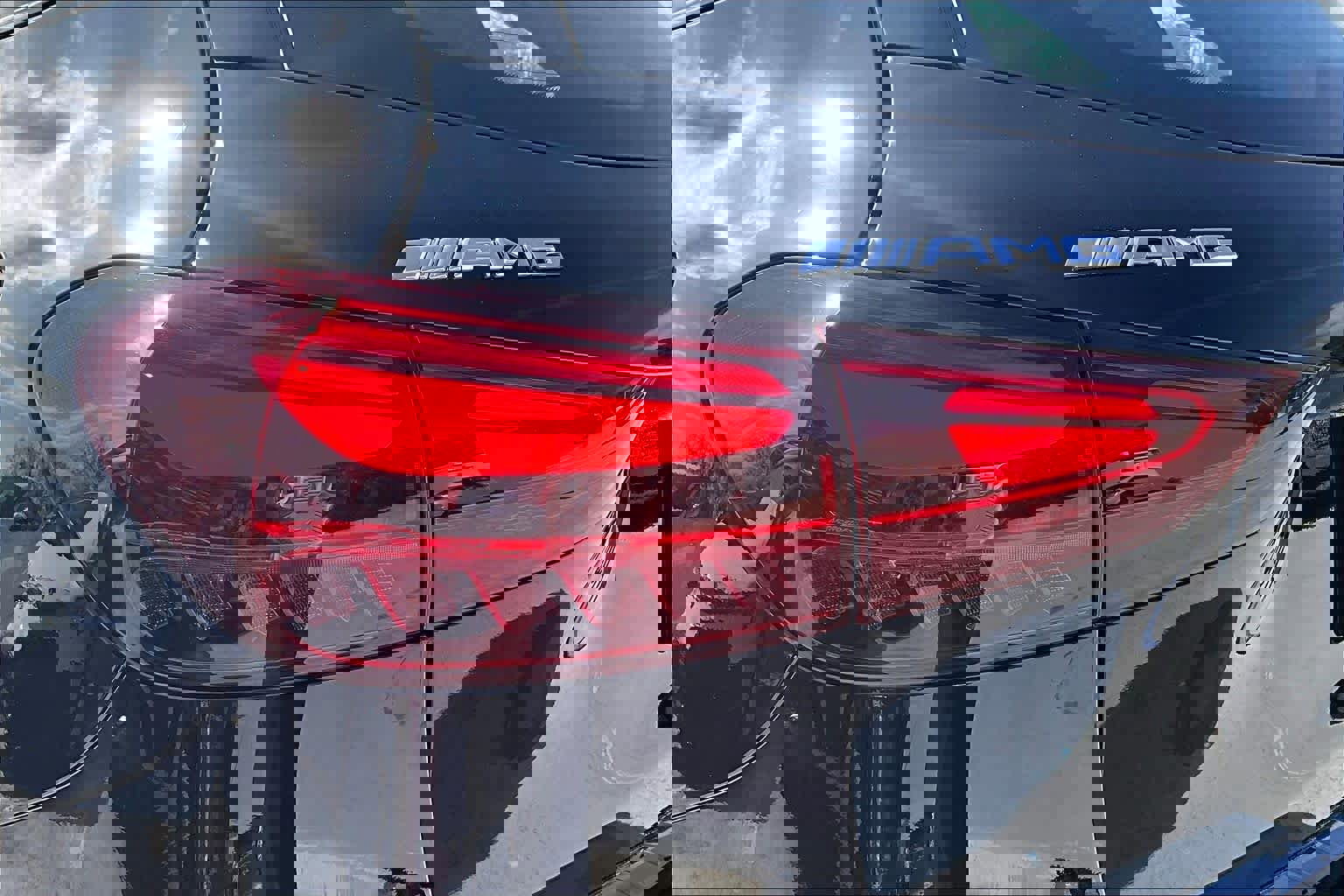 Used 2025 Mercedes-Benz GLA 35 AMG 4MATIC image 29