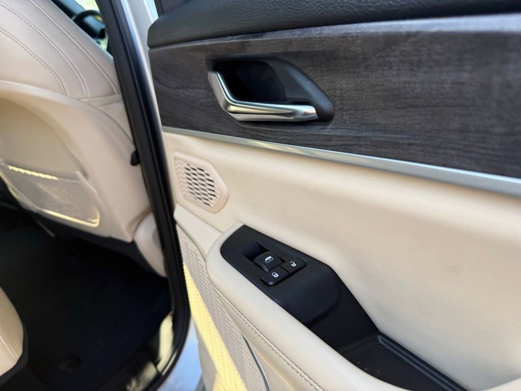 Used 2024 Jeep Grand Cherokee Limited 4xe image 26