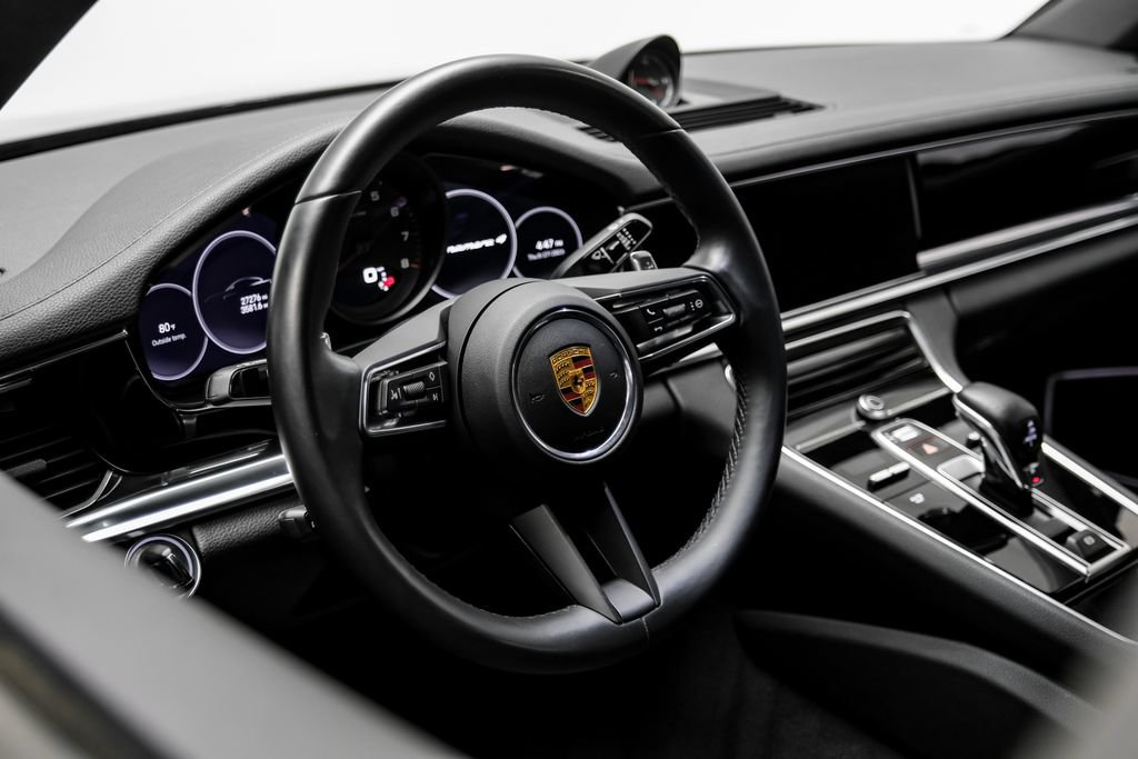 Used 2022 Porsche Panamera 4 AWD/4WD image 18