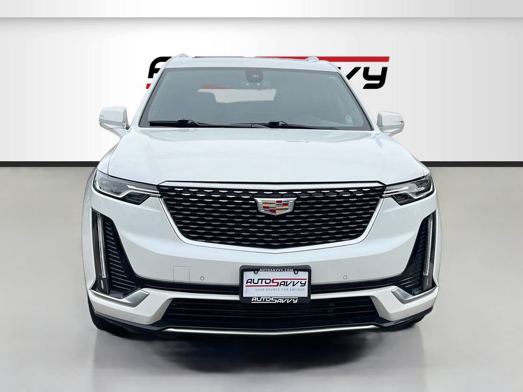 Used 2024 Cadillac XT6 Premium Luxury AWD/4WD image 2