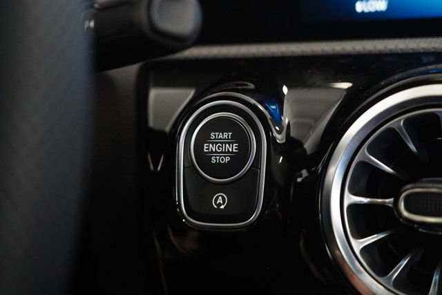 New 2025 Mercedes-Benz CLA 45 AMG 4MATIC image 27