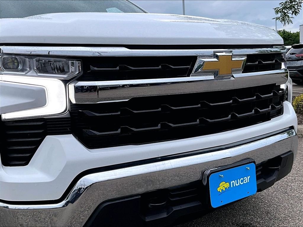 Used 2023 Chevrolet Silverado 1500 LT AWD/4WD image 31