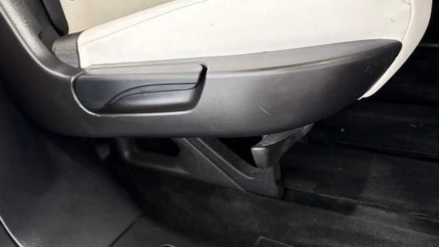 Used 2023 Tesla Model X AWD/4WD image 33