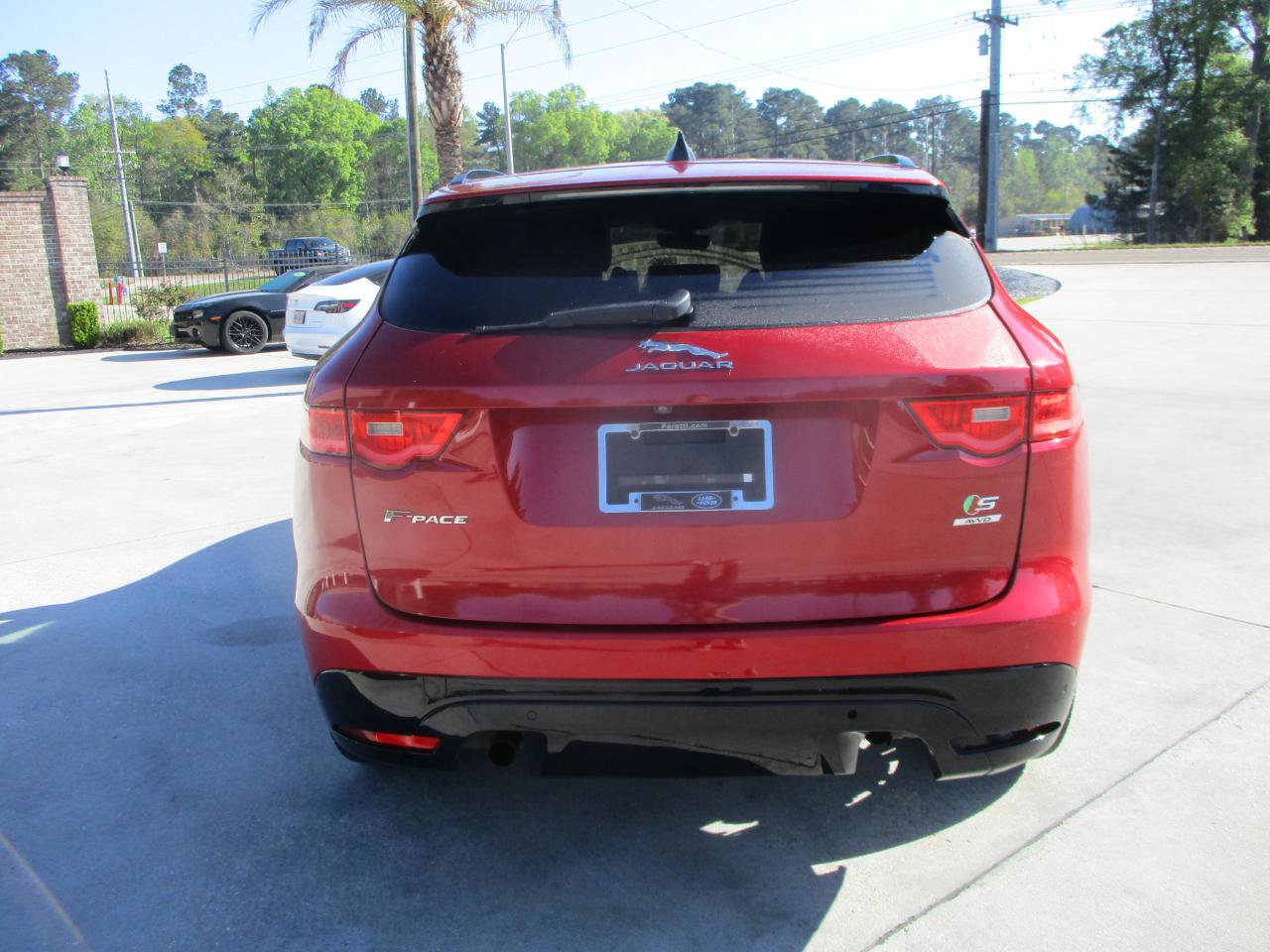 Used 2020 Jaguar F-PACE S image 11