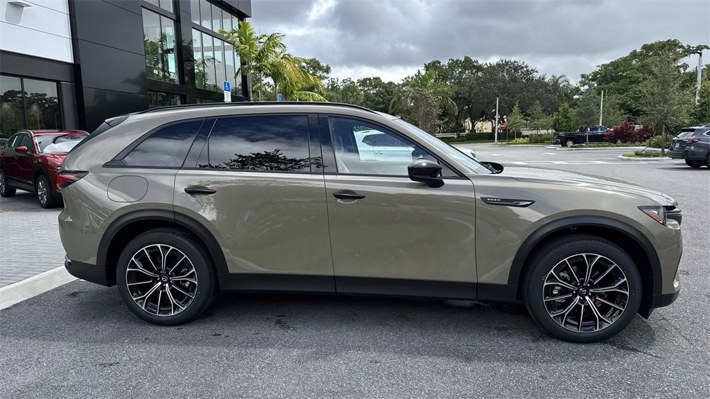 New 2025 MAZDA CX-70 Plug-In Hybrid w/ Premium Pkg image 6