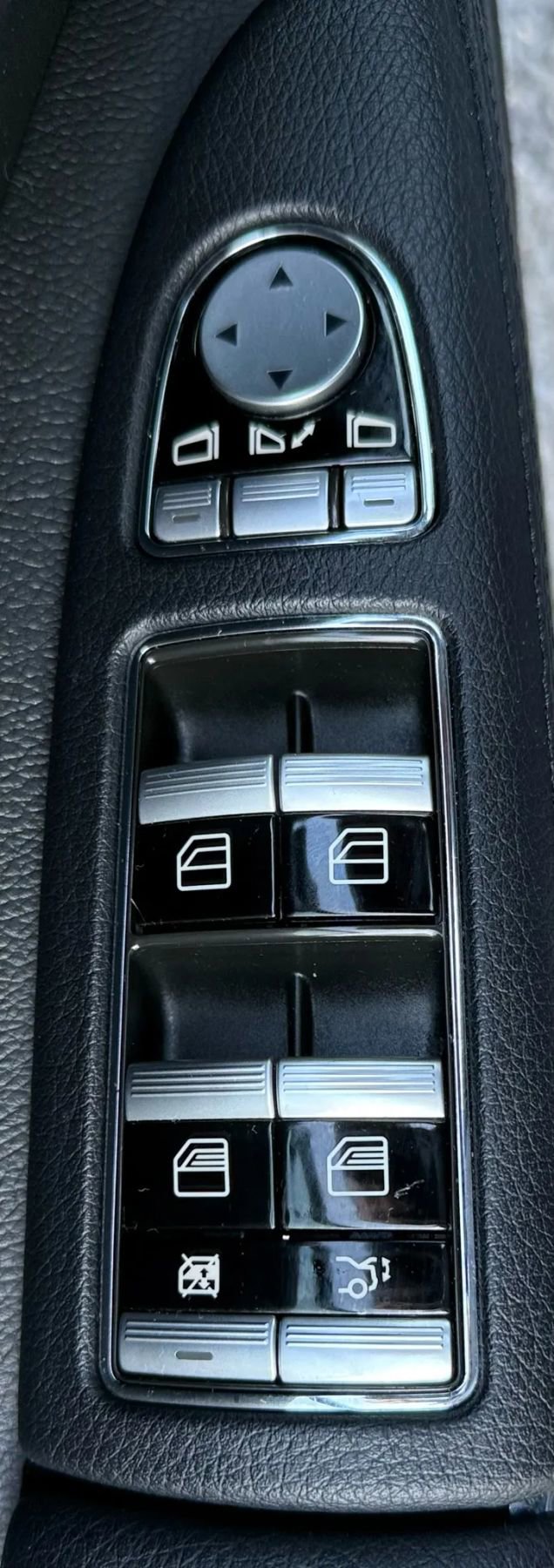 Used 2013 Mercedes-Benz S 550 4MATIC image 24