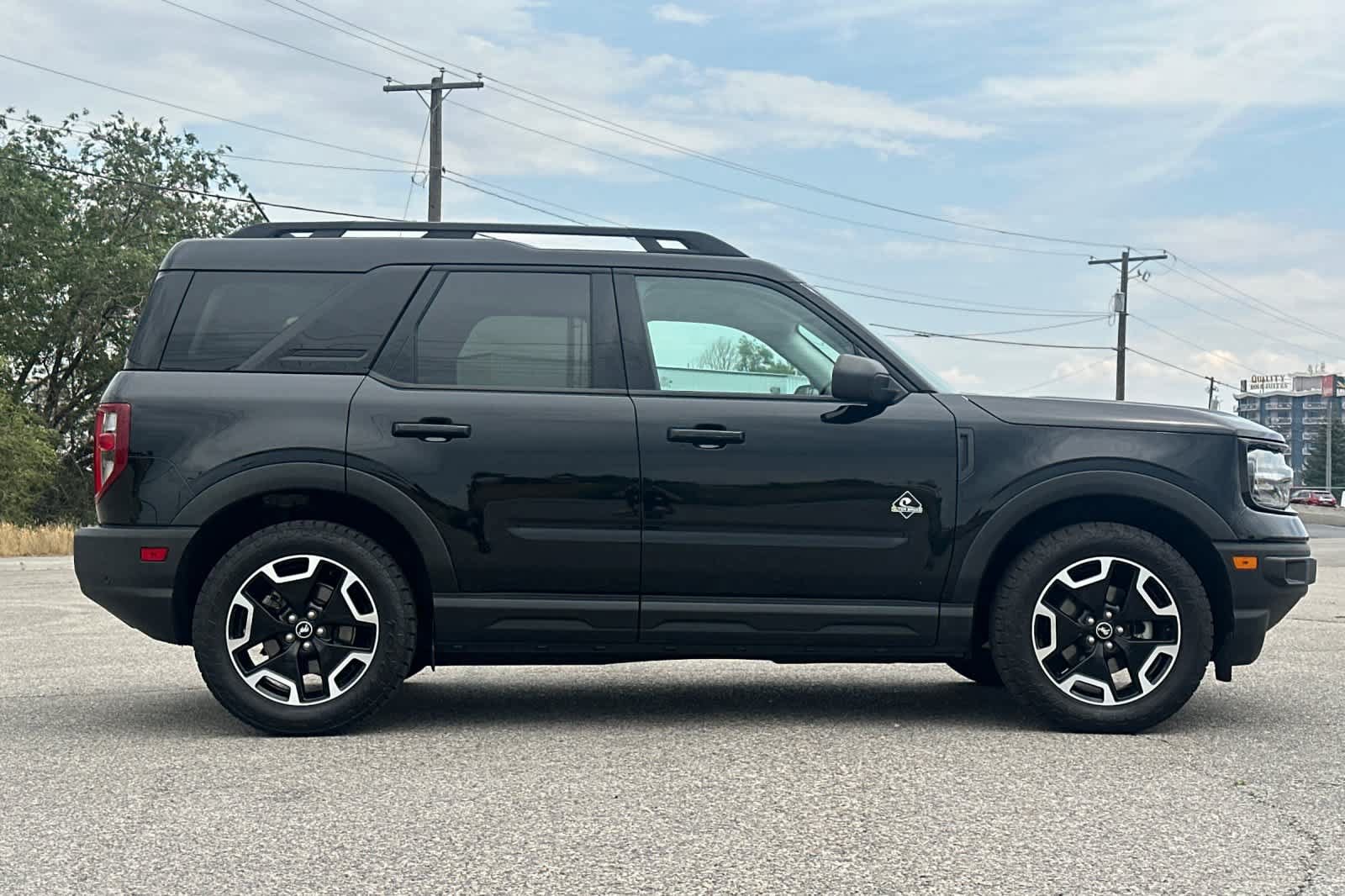 Certified 2023 Ford Bronco Sport Outer Banks w/ Tech Package AWD/4WD image 8