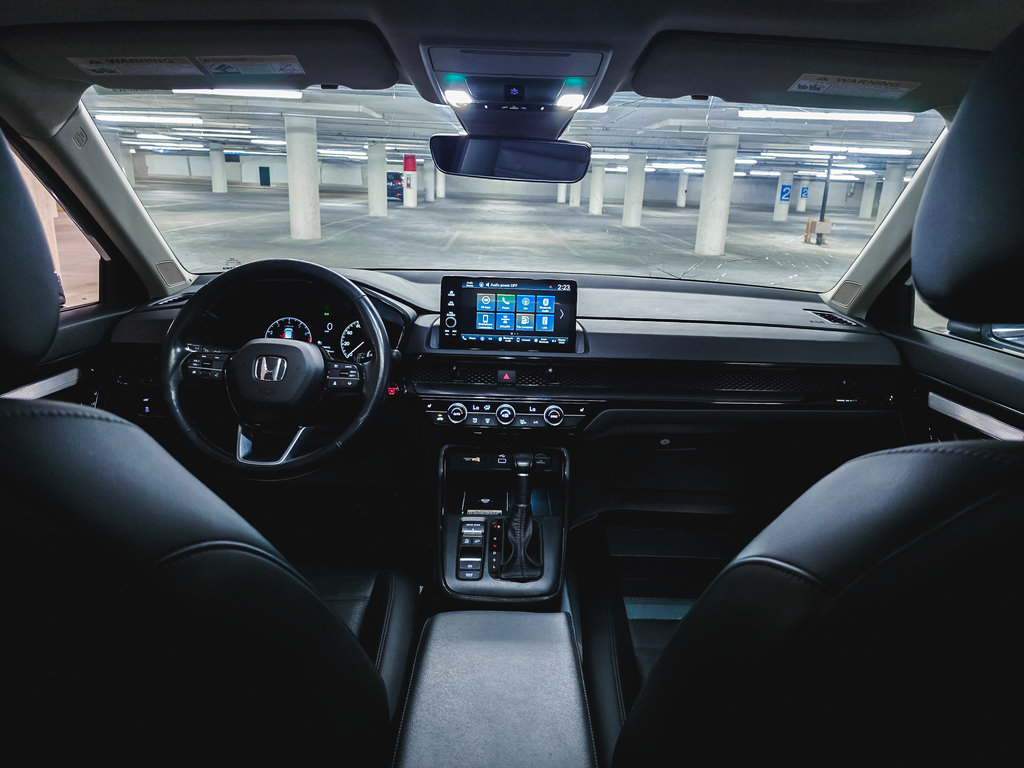 Used 2025 Honda CR-V EX-L image 3