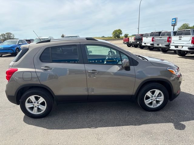 Certified 2021 Chevrolet Trax LT w/ Driver Confidence Package AWD/4WD image 5