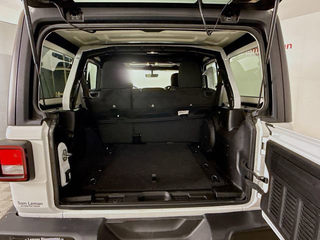 Used 2022 Jeep Wrangler Unlimited Sahara image 23