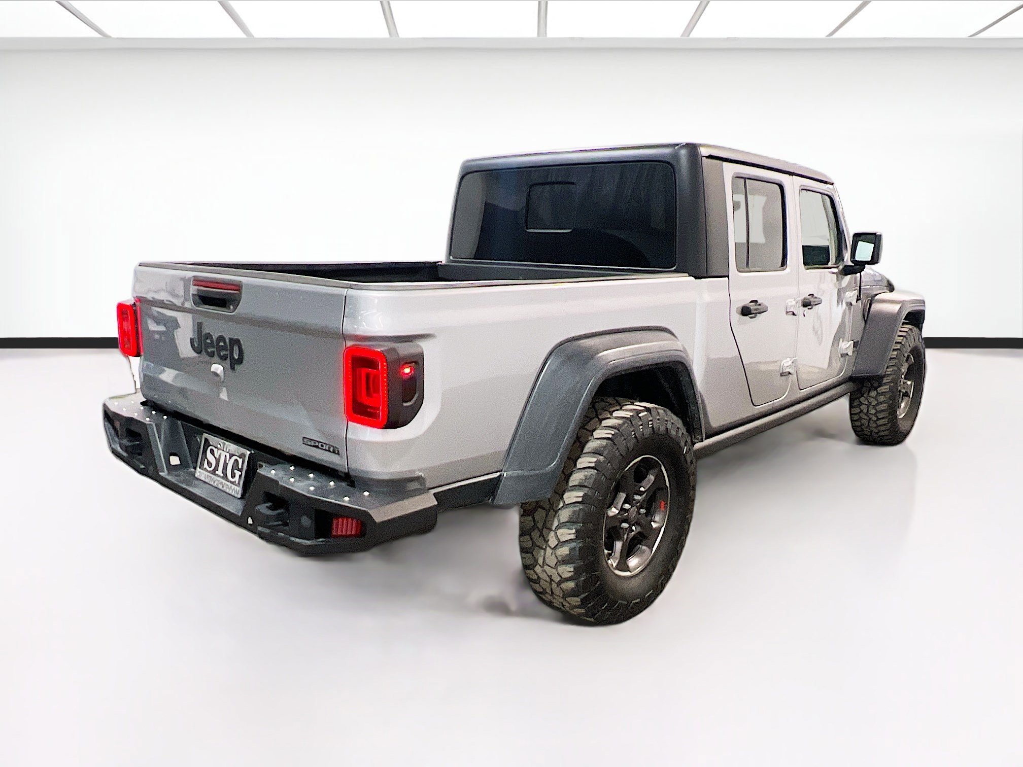 Used 2020 Jeep Gladiator Sport w/ Quick Order Package 24S AWD/4WD image 4
