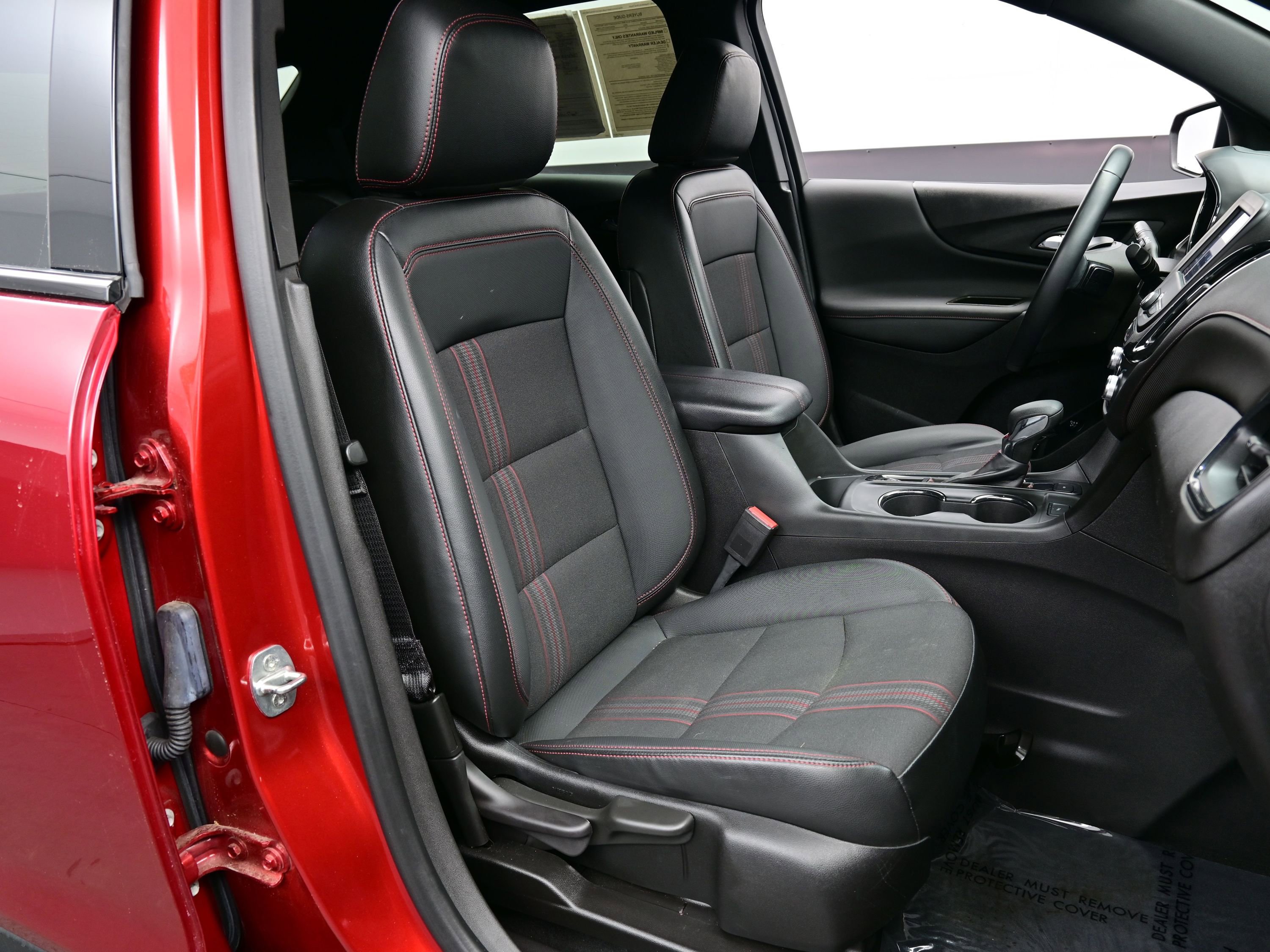 Used 2023 Chevrolet Equinox RS image 16