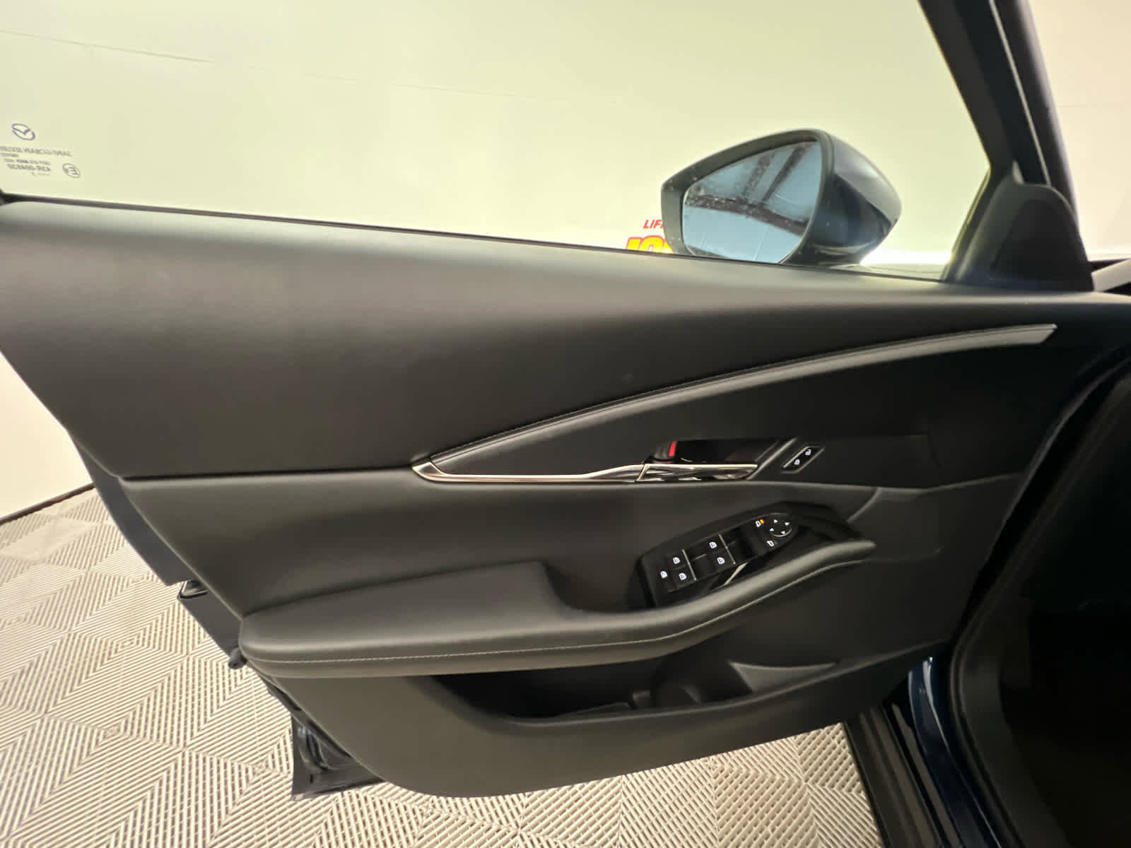 Certified 2023 MAZDA CX-30 AWD 2.5 S w/ Preferred Package image 22