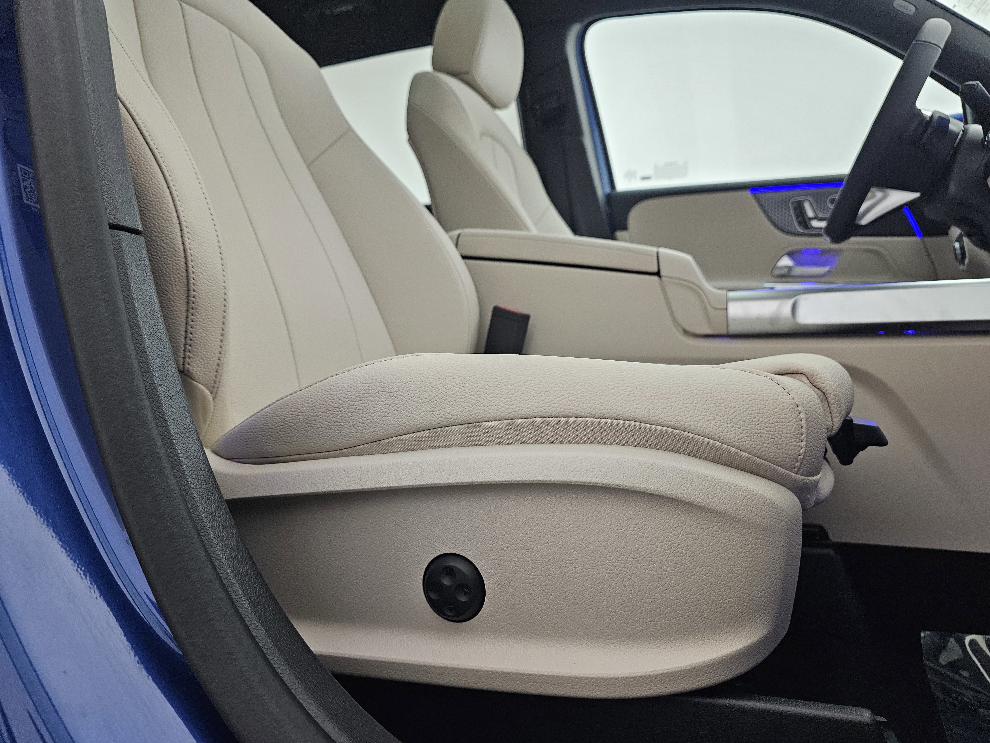 New 2026 Mercedes-Benz GLB 250 4MATIC image 19