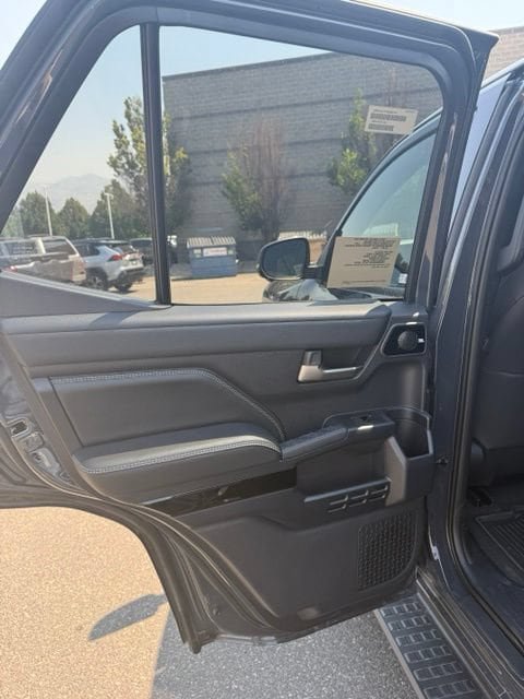 New 2026 Toyota 4Runner Limited AWD/4WD image 35