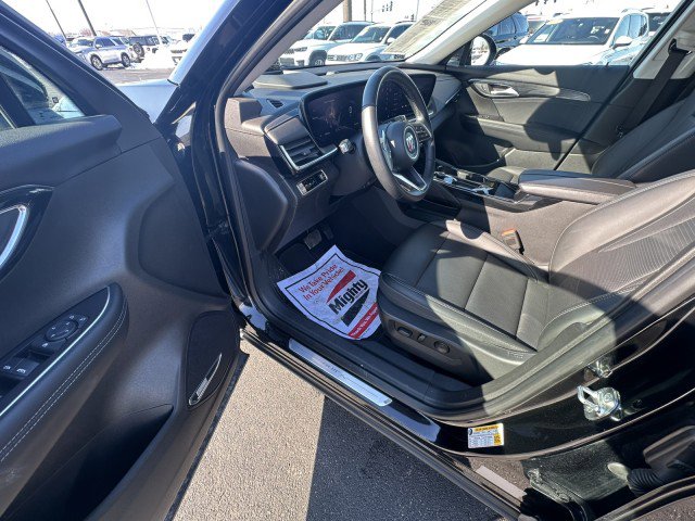 Used 2024 Buick Envision Preferred image 18