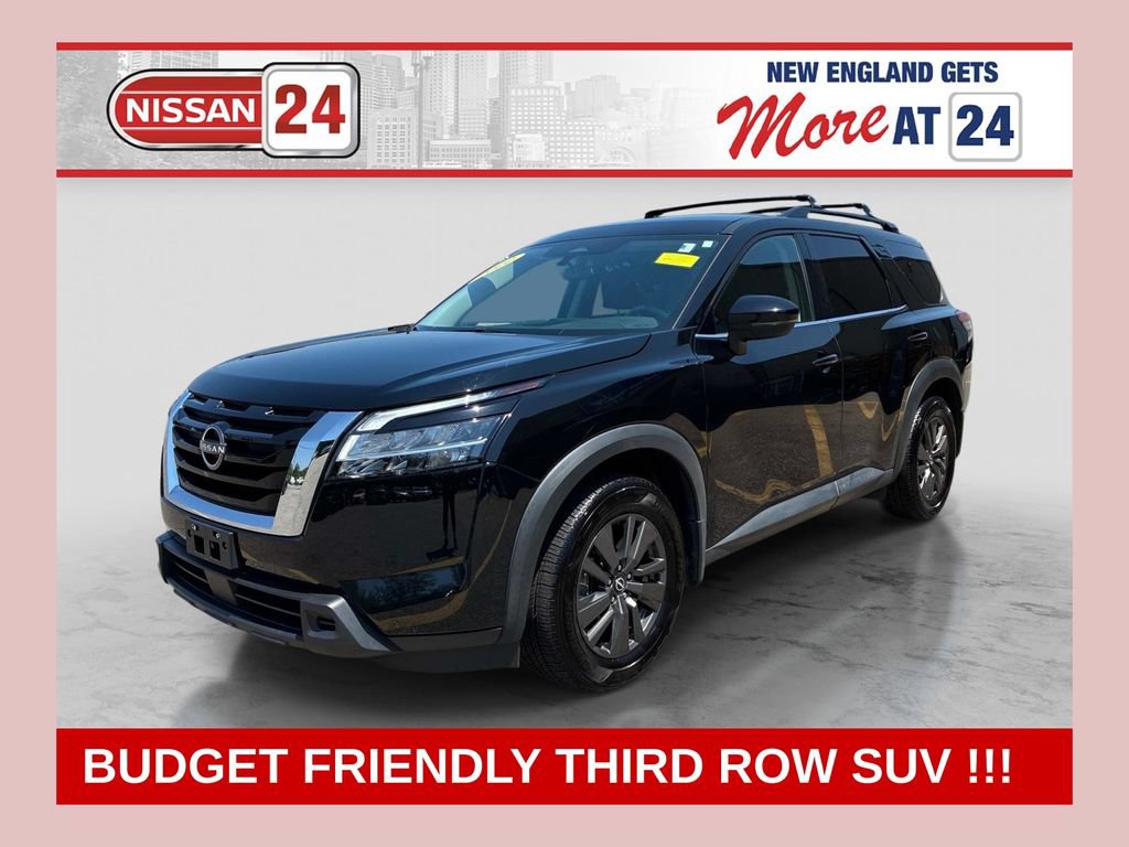 Certified 2022 Nissan Pathfinder SV FWD image 1