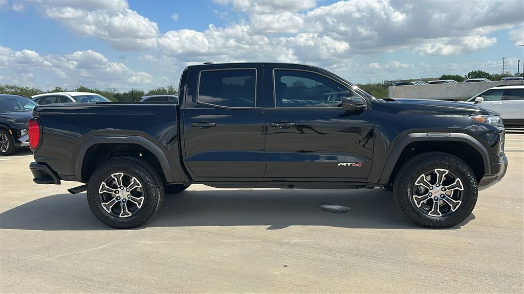 Used 2025 GMC Canyon AT4 image 14