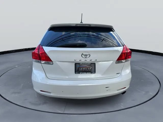 Used 2010 Toyota Venza AWD image 4
