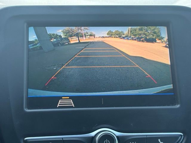 Used 2021 Chevrolet Equinox LS w/ LS Convenience Package image 39