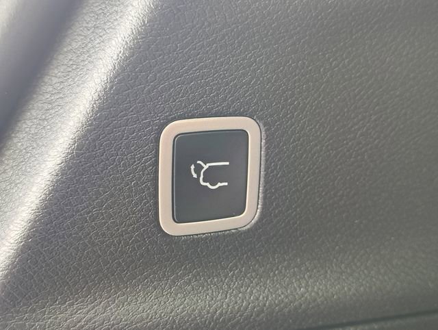 New 2026 Chrysler Pacifica Select image 34