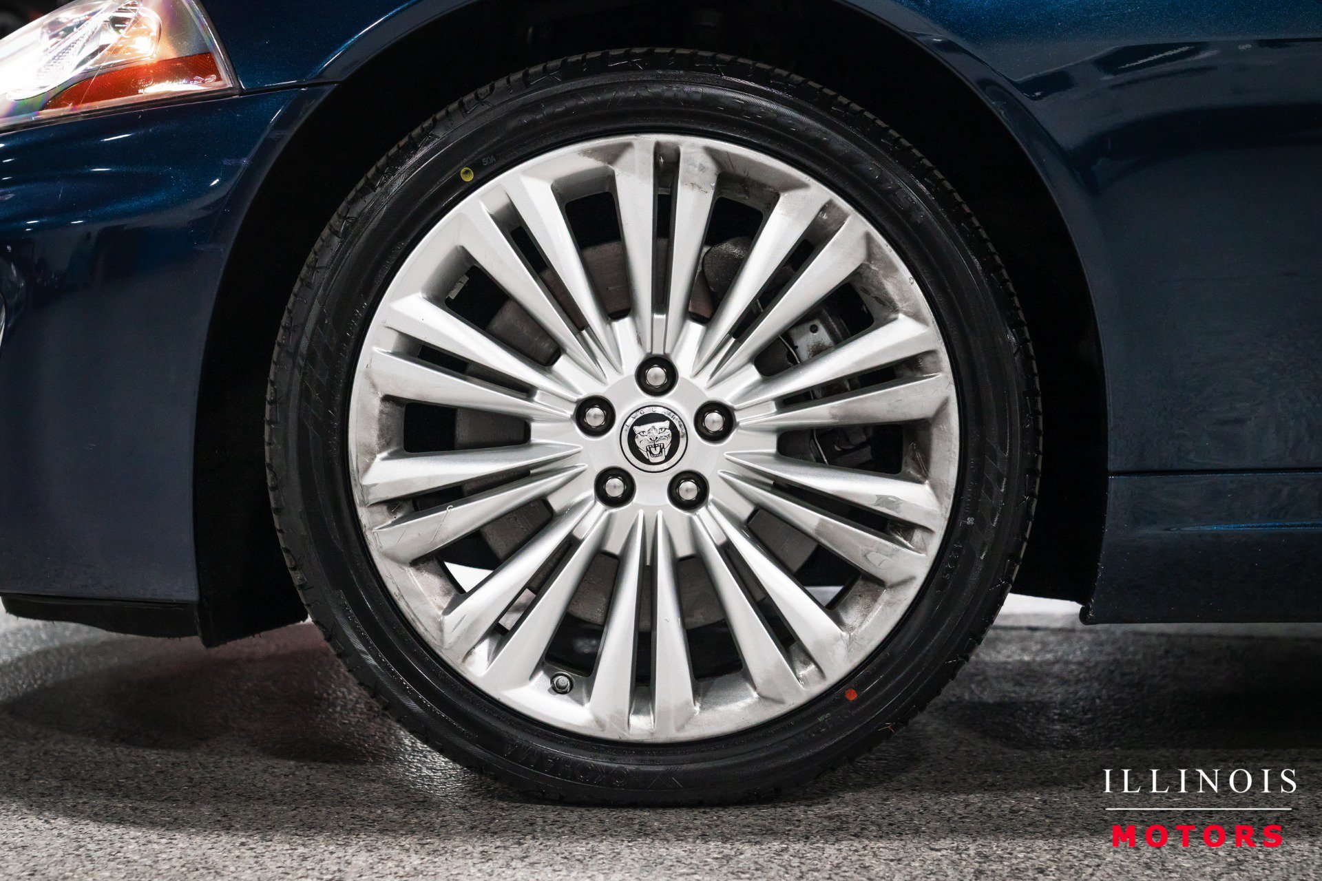 Used 2010 Jaguar XK Convertible RWD image 9