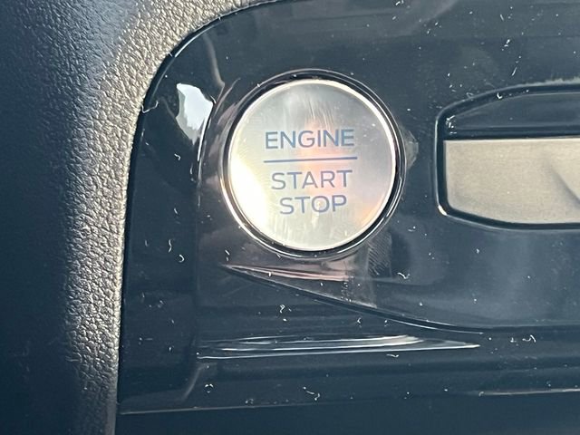 New 2026 Ford Escape SE FWD image 21