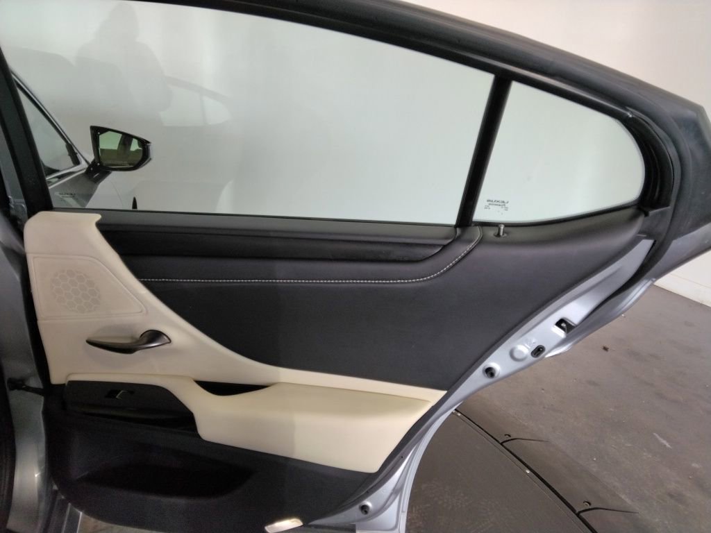 Used 2022 Lexus ES 350 w/ Premium Package image 42