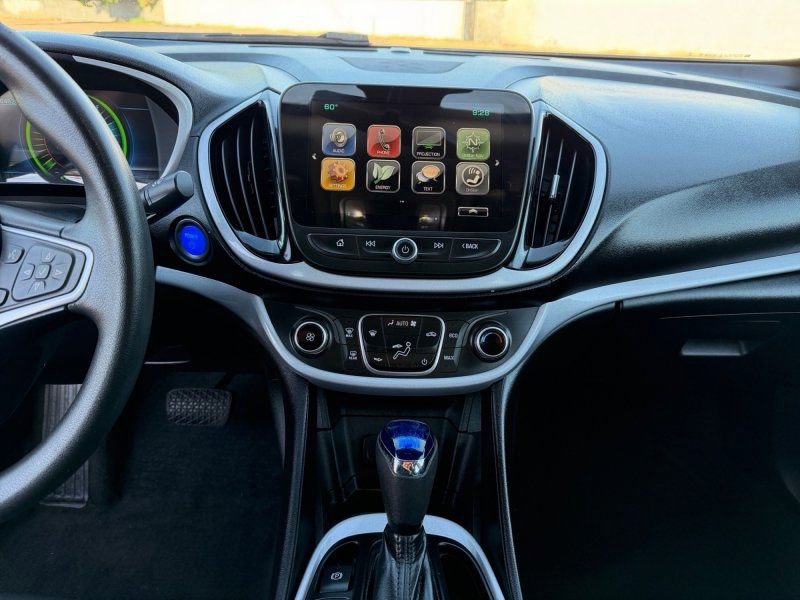 Used 2018 Chevrolet Volt LT image 15