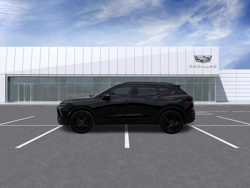 Used 2024 Chevrolet Blazer LT w/ Redline Edition FWD image 5