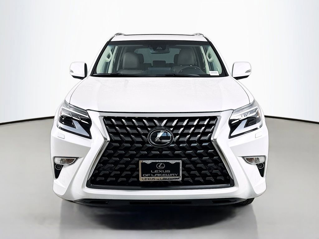 Used 2023 Lexus GX 460 Luxury image 2