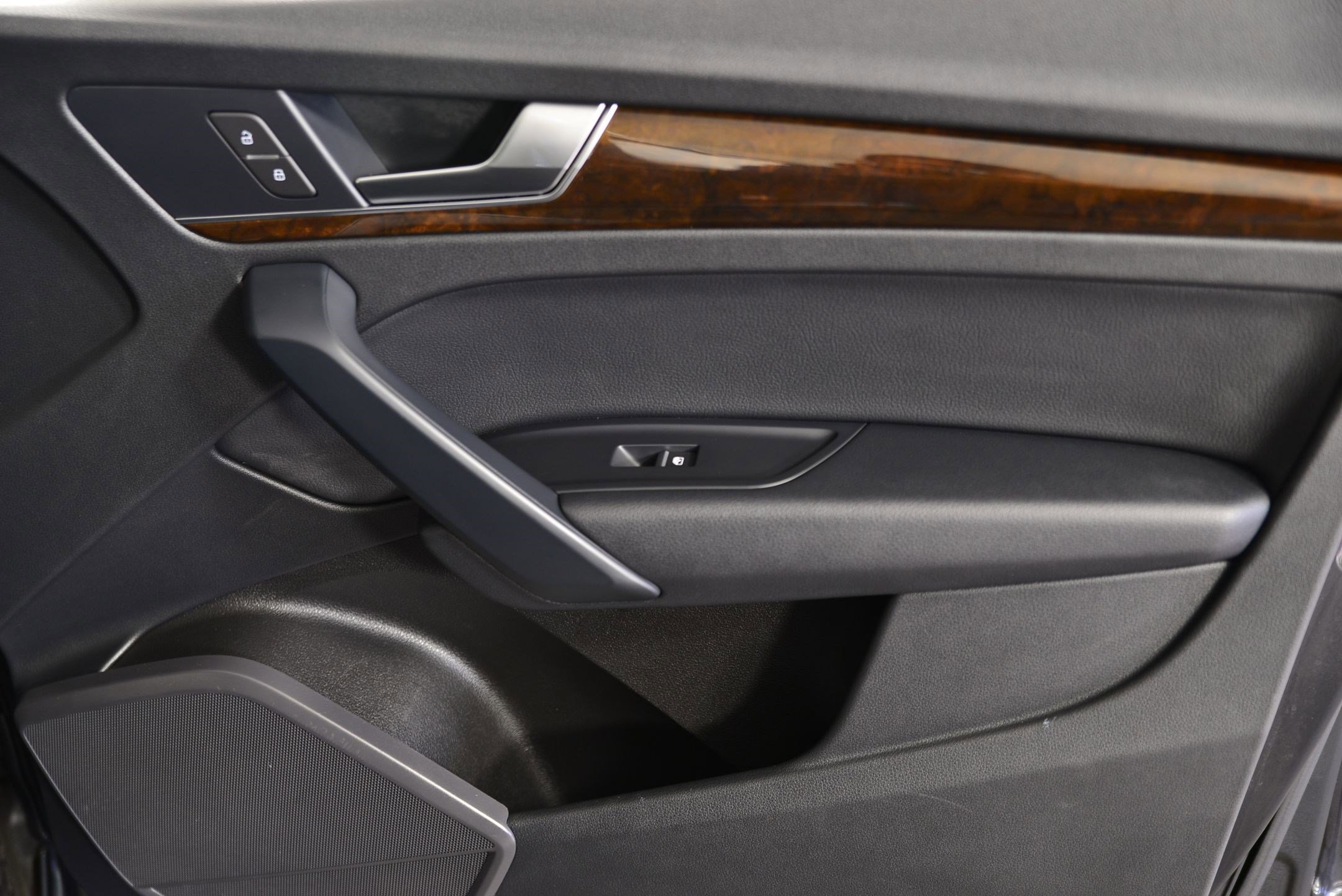 Used 2018 Audi Q5 2.0T Premium Plus image 11