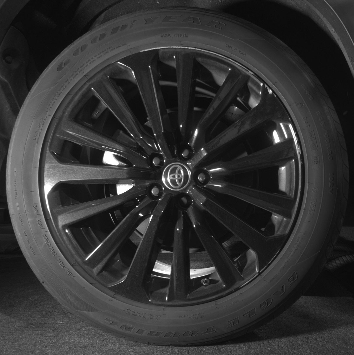 Used 2025 Toyota Highlander XSE image 15