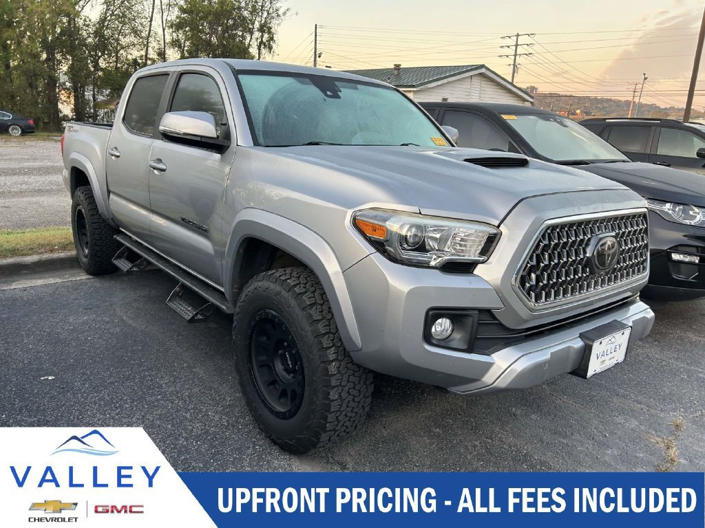 Used 2019 Toyota Tacoma TRD Sport w/ Technology Package RWD image 1
