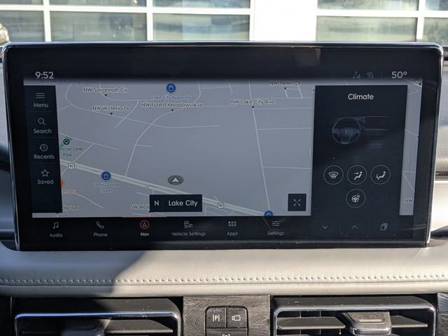 Used 2022 Lincoln Nautilus Reserve w/ Luxury Package image 31