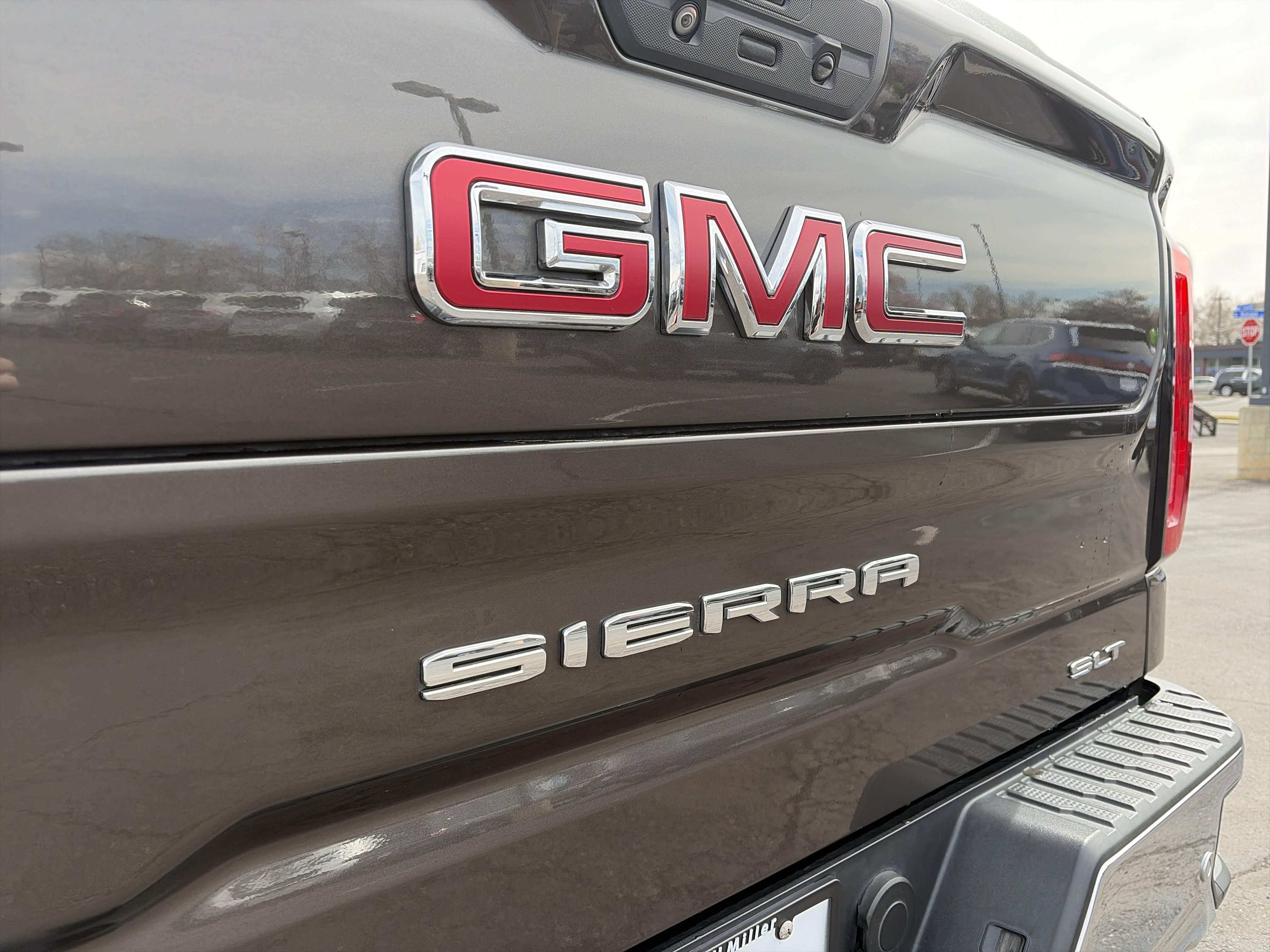 Used 2019 GMC Sierra 1500 SLT w/ SLT Premium Plus Package image 28