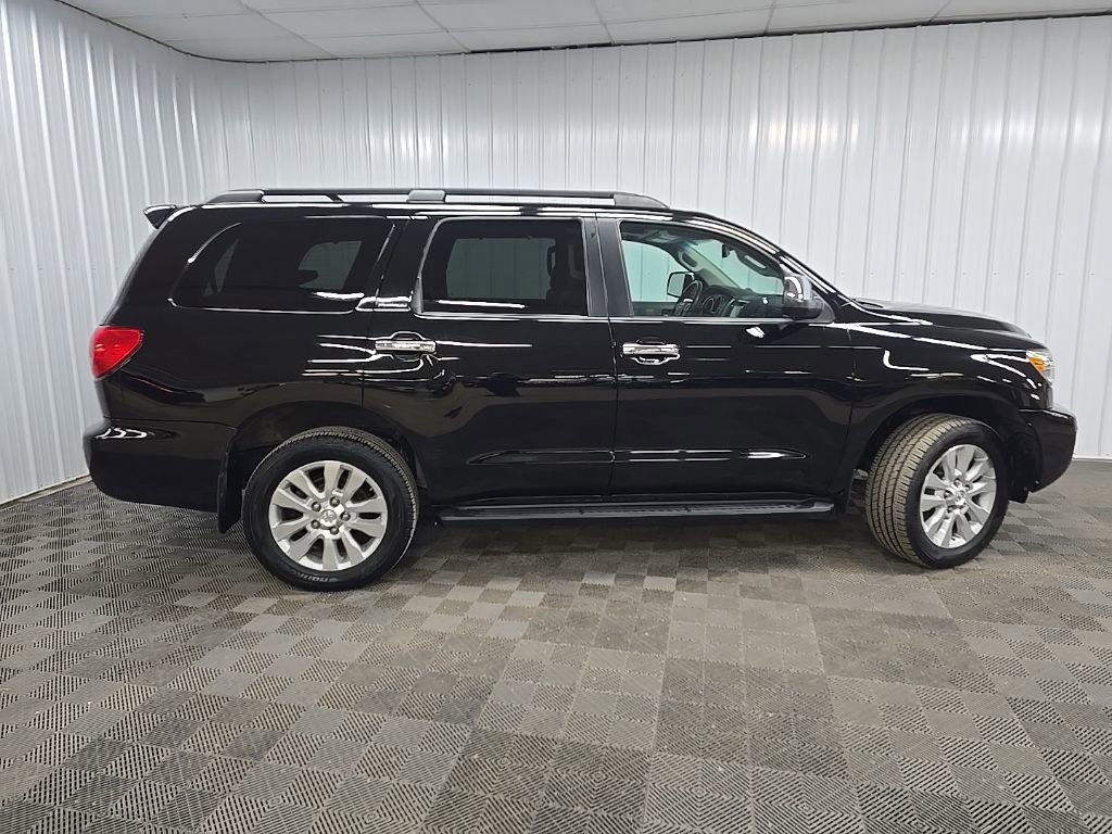 Used 2016 Toyota Sequoia Platinum image 2