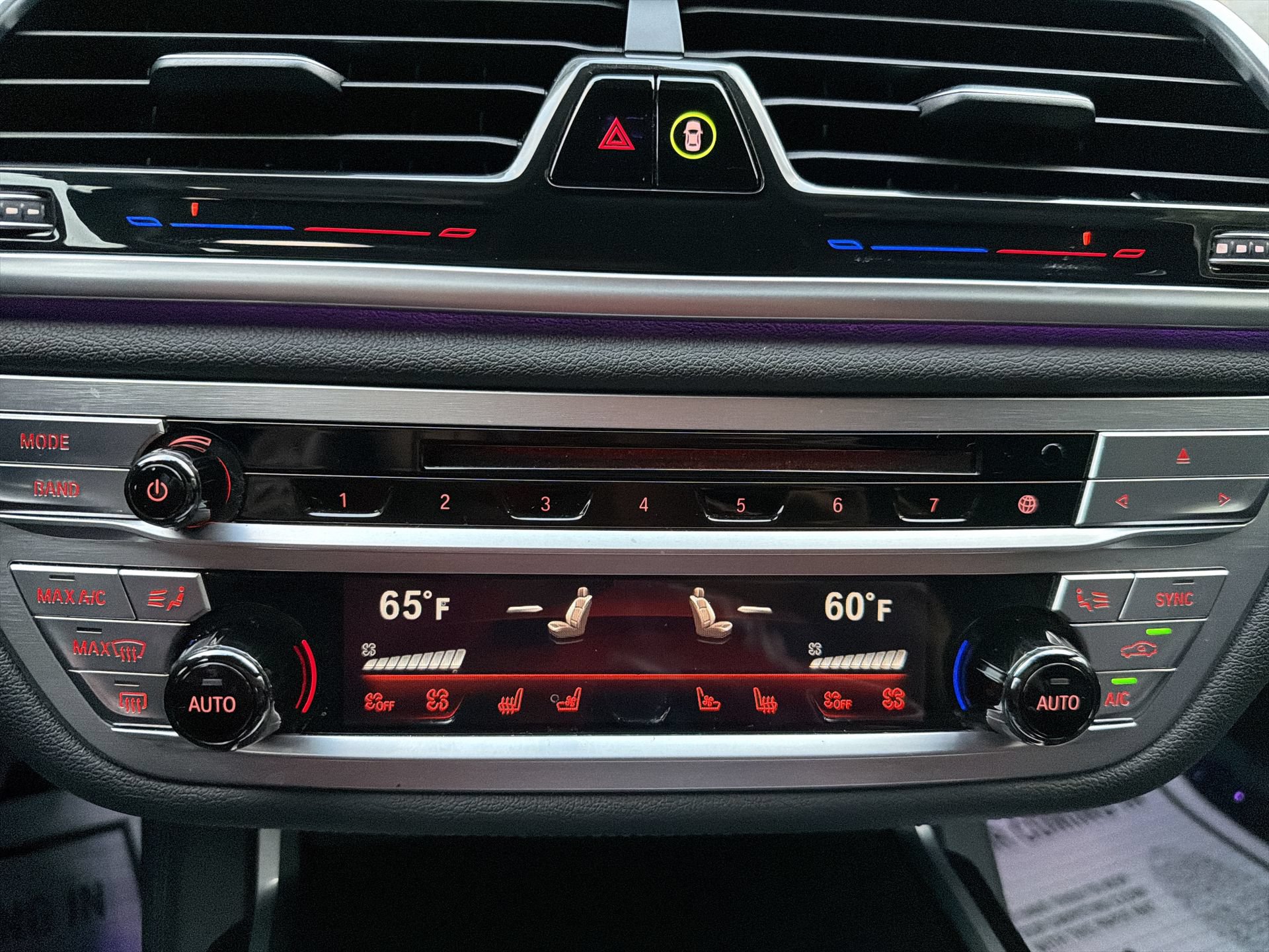 Used 2019 BMW 750i xDrive AWD/4WD image 17