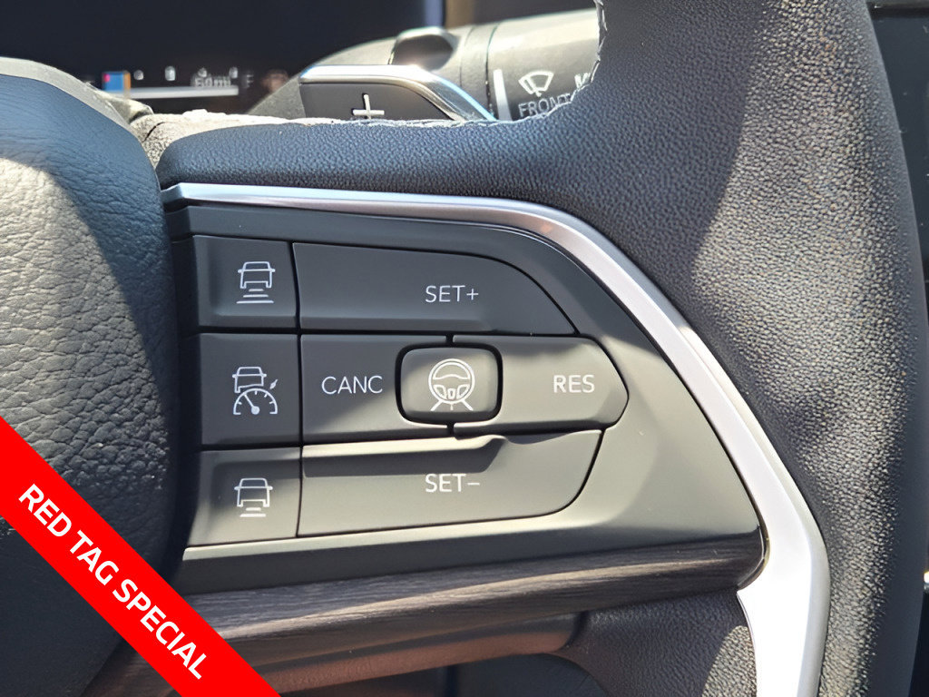 New 2026 Jeep Grand Cherokee Altitude AWD/4WD image 39