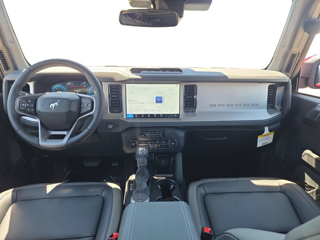 New 2026 Ford Bronco Outer Banks w/ Sasquatch Package AWD/4WD image 14