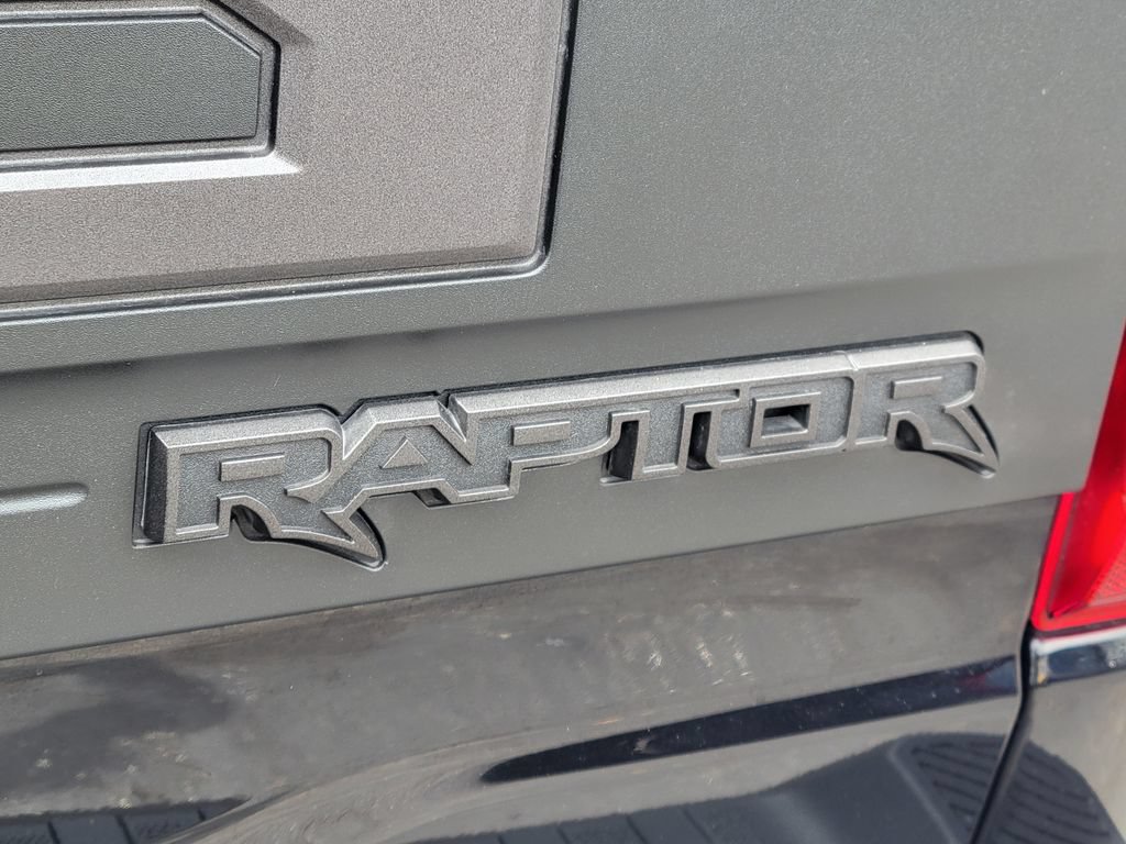 Used 2023 Ford F150 Raptor w/ Raptor Carbon Fiber Package AWD/4WD image 25