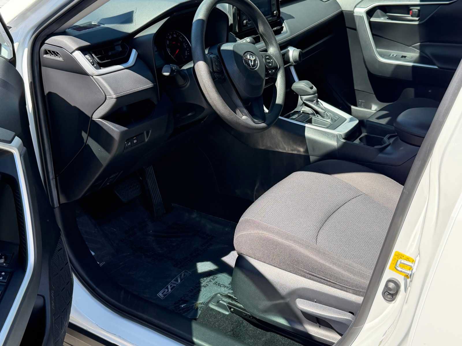 Used 2020 Toyota RAV4 LE w/ Carpet Mat Package FWD image 22