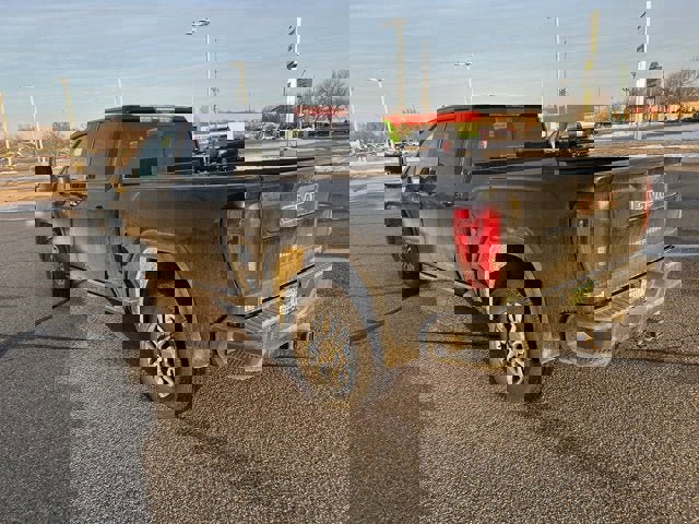 Used 2021 GMC Sierra 3500 AT4 w/ AT4 Premium Plus Package image 5