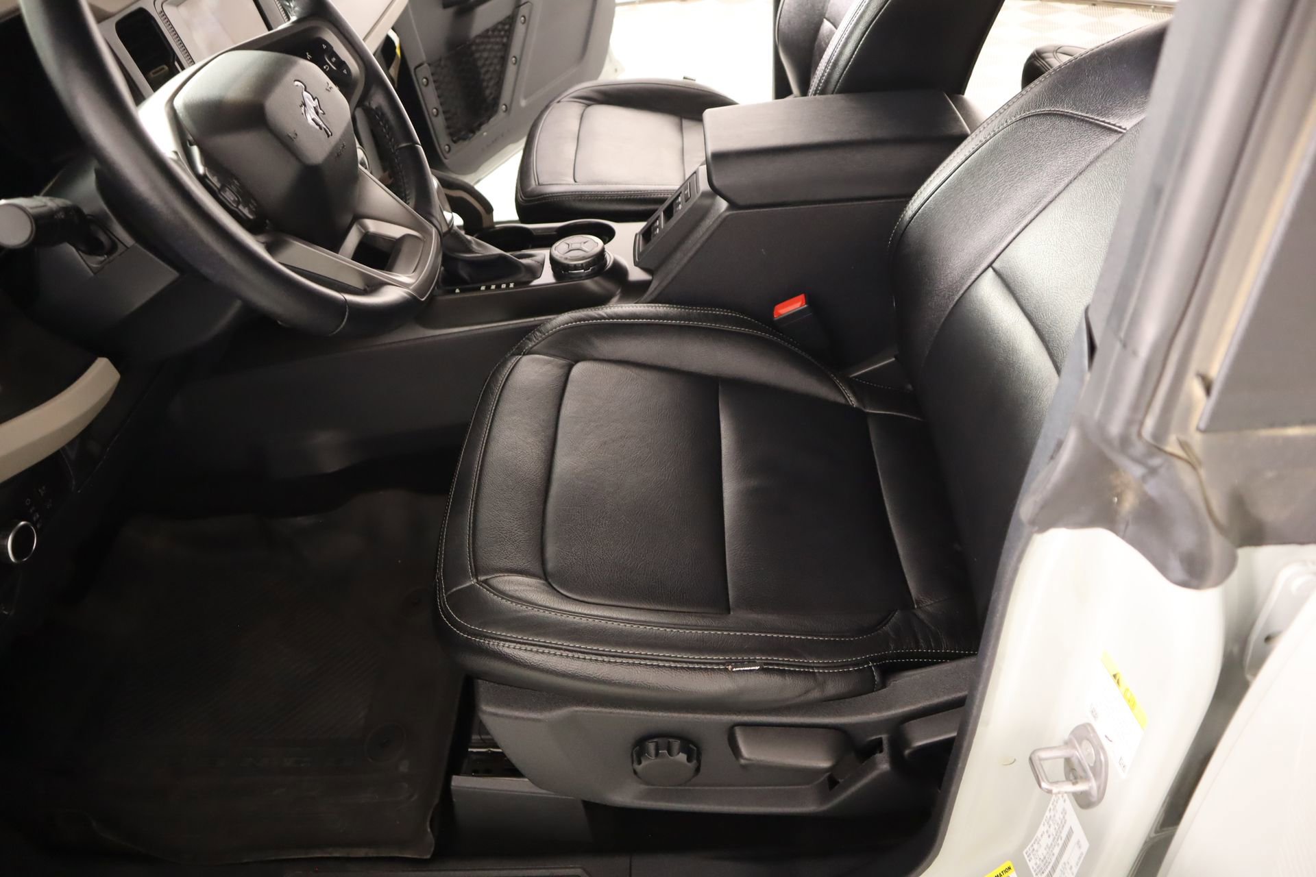 Used 2022 Ford Bronco Big Bend image 12